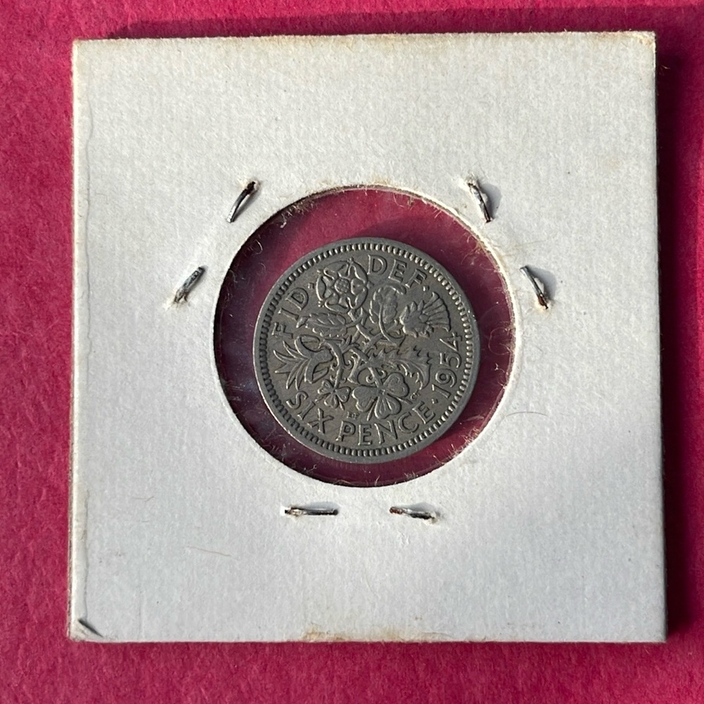 GREAT BRITAIN KINGDOM SIX PENCE 1954 XF FLORA,LEEK,ROSE,THISTLE - Picture 2 of 2